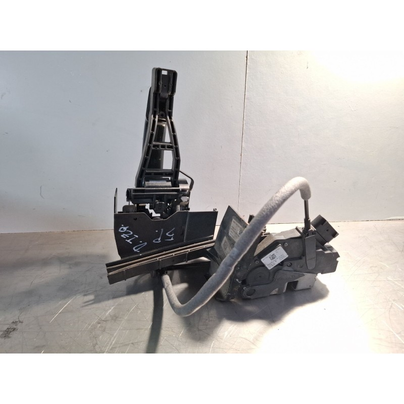 Recambio de cerradura puerta delantera izquierda para ford focus iii 1.0 ecoboost referencia OEM IAM BM5AA21813AD  