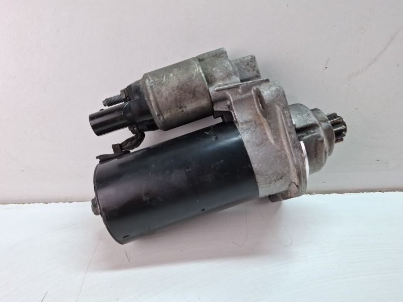 Recambio de motor arranque para seat leon referencia OEM IAM 0001123012  