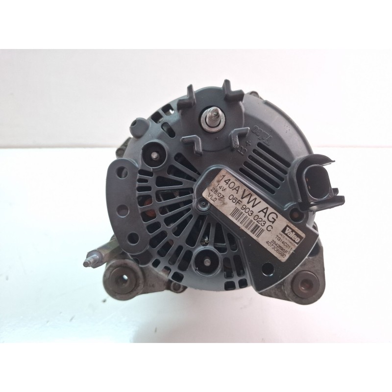 Recambio de alternador para seat leon referencia OEM IAM 06F903023C  