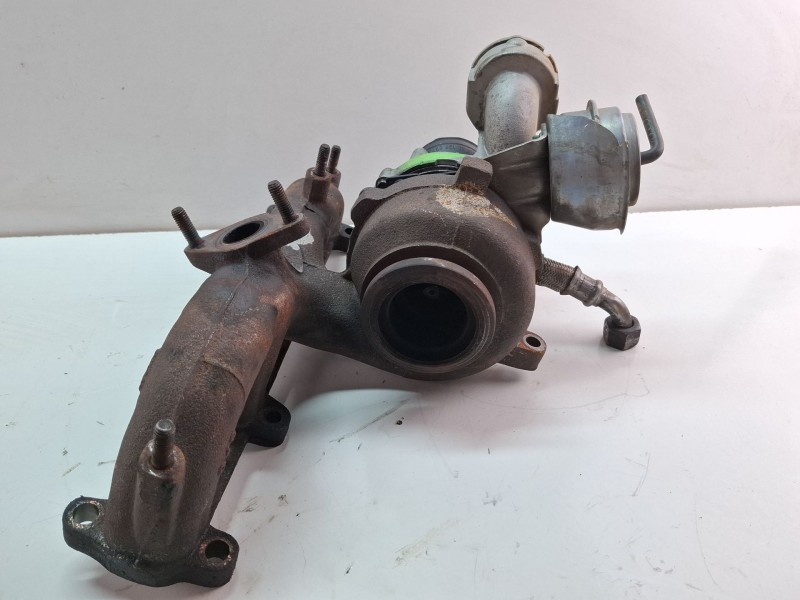 Recambio de turbocompresor para seat leon referencia OEM IAM 03G253014F  