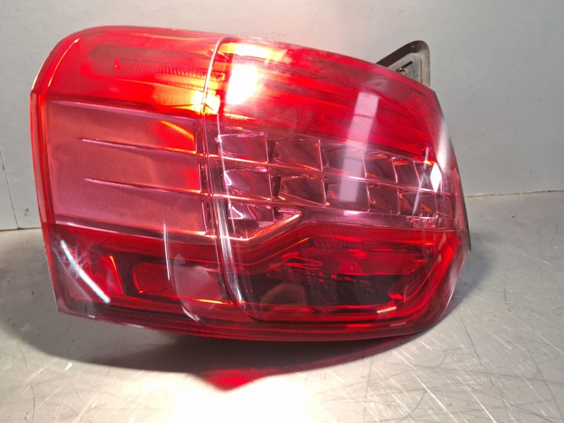 Recambio de piloto carrocería trasero izquierdo para citroen c5 referencia OEM IAM   