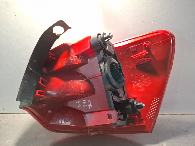 Recambio de piloto carrocería trasero izquierdo para citroen c5 referencia OEM IAM   