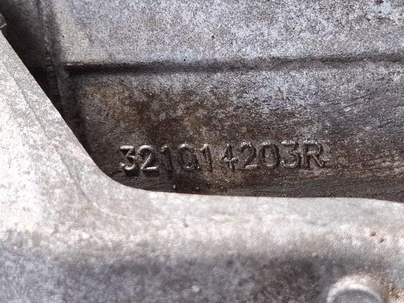 Recambio de caja cambios para renault clio 4 0.9 tce 90 gasolina 90cv / 66kw h4b referencia OEM IAM 321014203R  