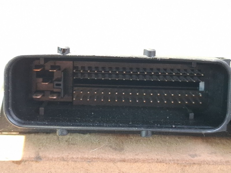 Recambio de centralita motor para seat cordoba referencia OEM IAM 06A906032NQ0261208162  