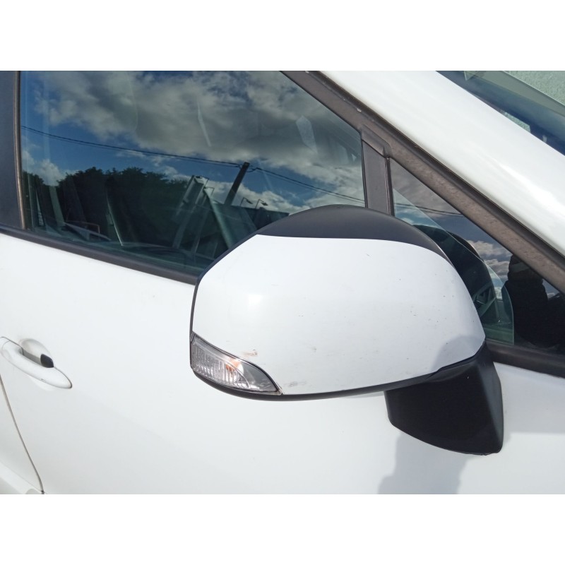 renault scenic del año 2010