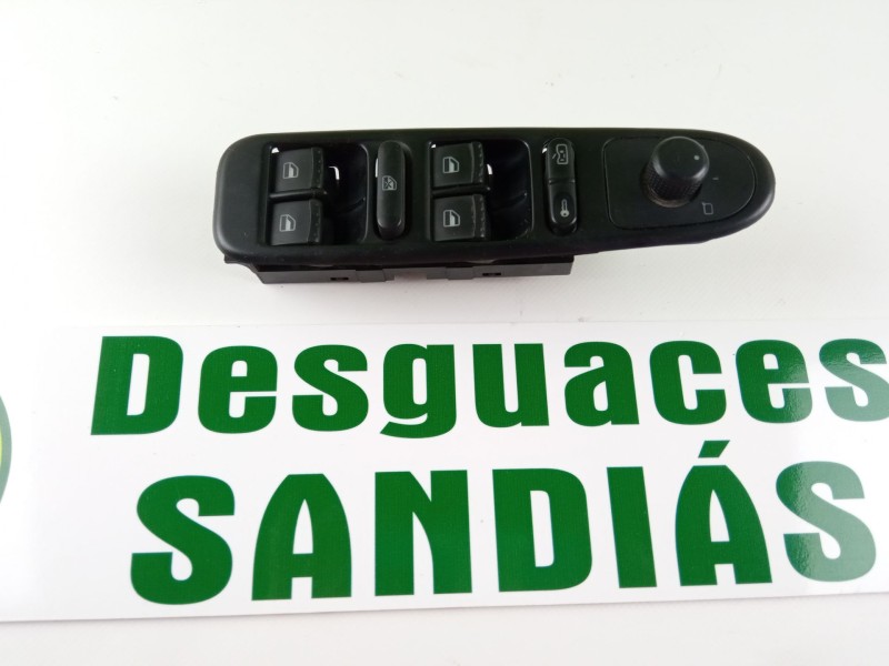 Recambio de mando elevalunas delantero izquierdo para seat leon 1.9 tdi 6v d/arl referencia OEM IAM   