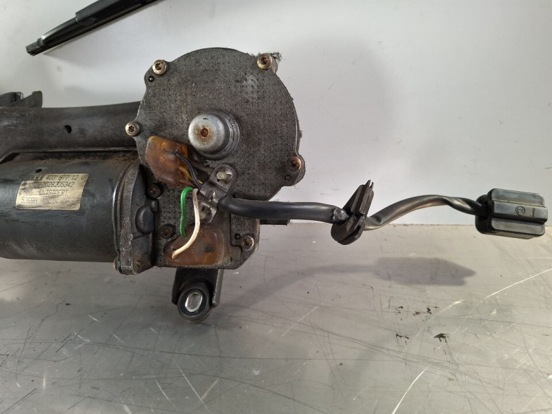 Recambio de motor limpiaparabrisas delantero para mercedes-benz 250d referencia OEM IAM 2028205342  403877 VALEO