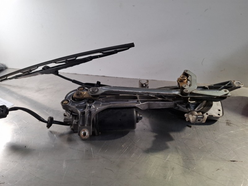 Recambio de motor limpiaparabrisas delantero para mercedes-benz 250d referencia OEM IAM 2028205342  403877 VALEO
