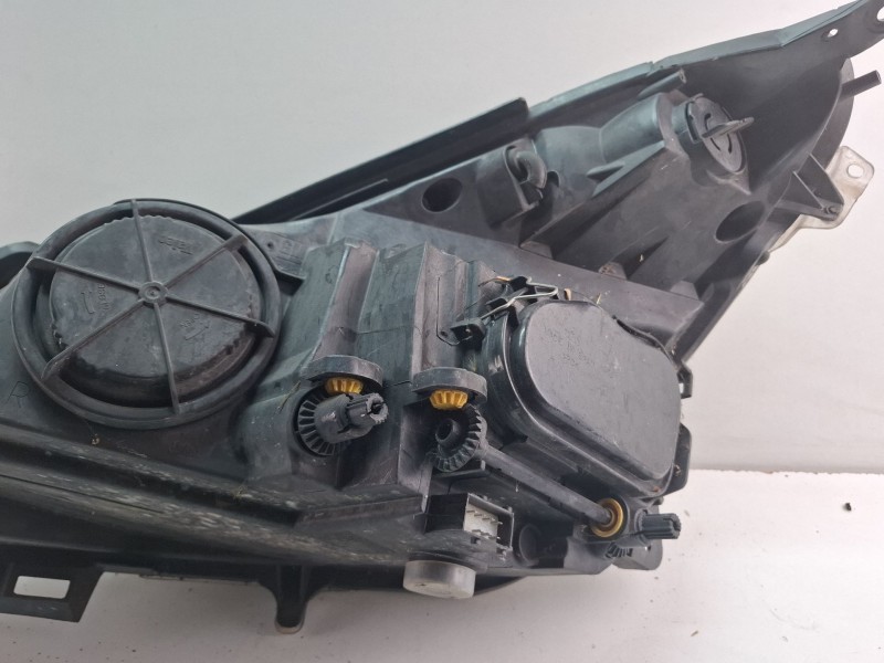 Recambio de faro delantero derecho para opel corsa referencia OEM IAM 93189358EF  