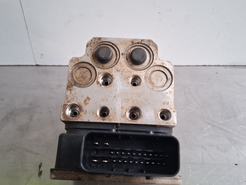 Recambio de modulo abs para renault master referencia OEM IAM 820052835754084794B  