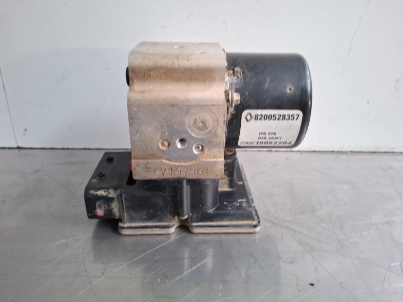 Recambio de modulo abs para renault master referencia OEM IAM 820052835754084794B  