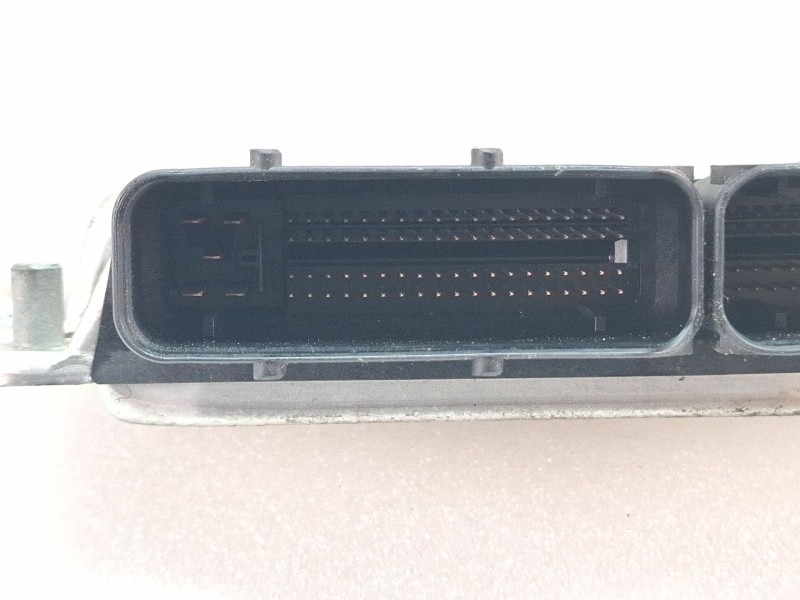 Recambio de centralita motor para seat ibiza ii referencia OEM IAM 038906019NL0281012276  