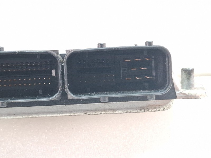 Recambio de centralita motor para seat ibiza ii referencia OEM IAM 038906019NL0281012276  