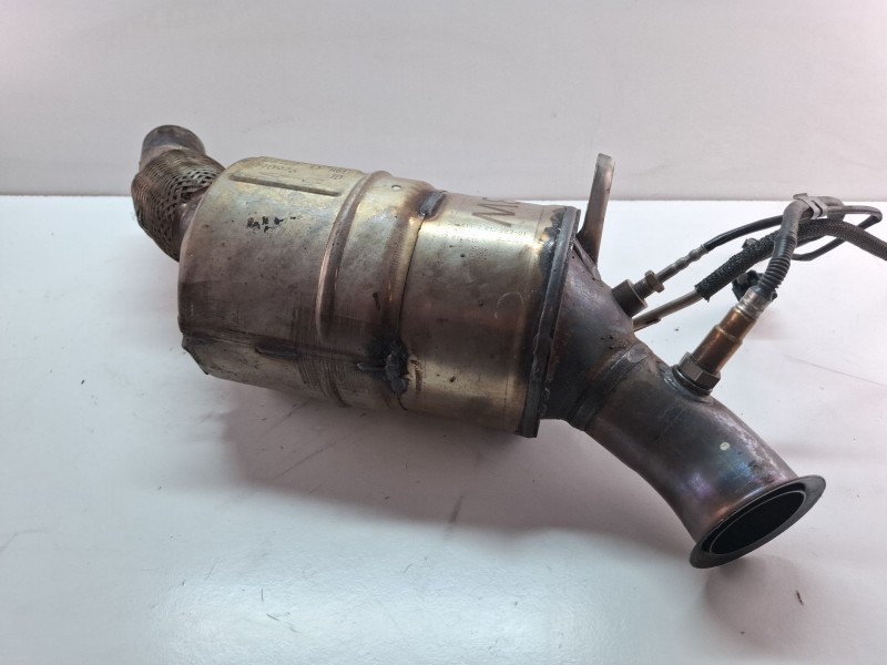Recambio de catalizador para bmw 118d referencia OEM IAM 7811414  