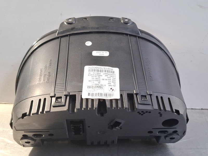 Recambio de cuenta kilometros para bmw 118d referencia OEM IAM 102495293  