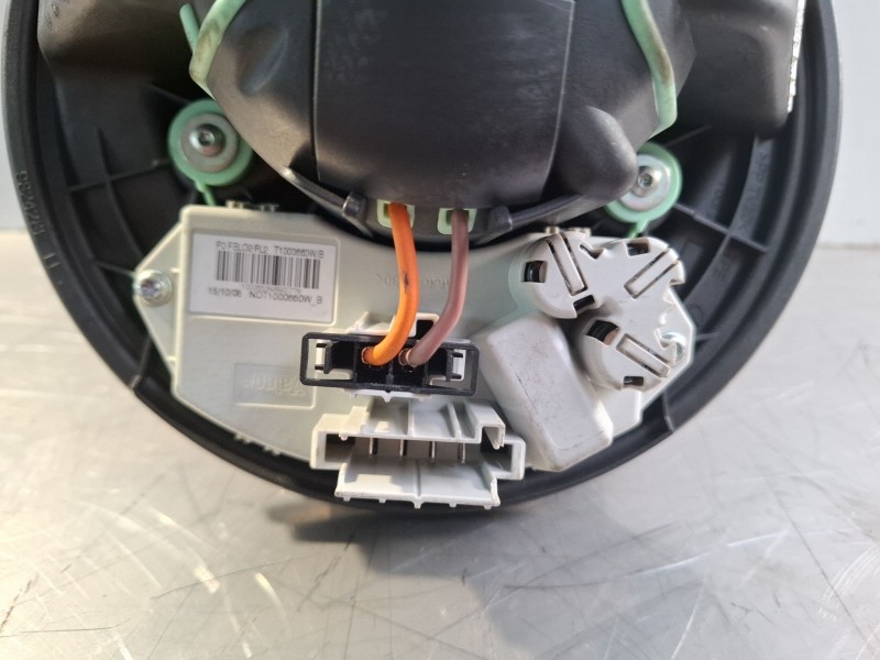 Recambio de motor calefaccion para bmw 118d referencia OEM IAM LHD985465S18  
