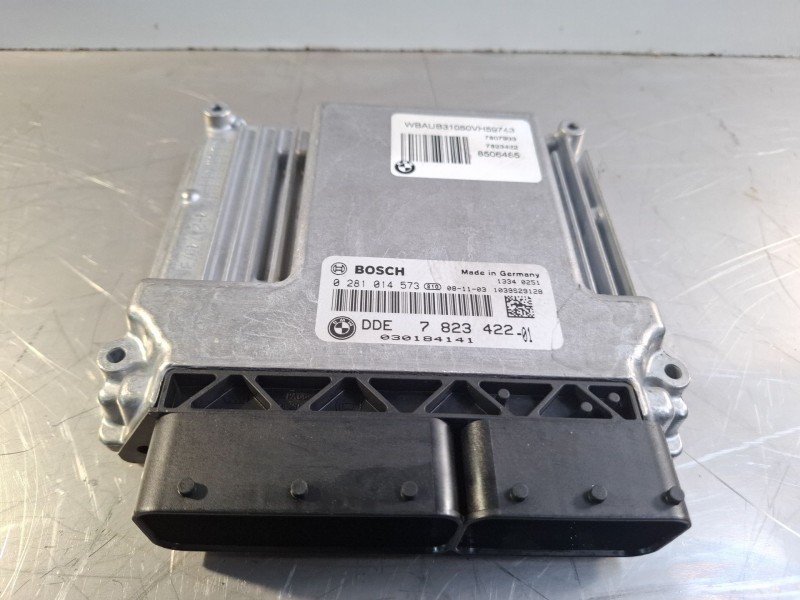 Recambio de centralita motor para bmw 118d referencia OEM IAM 7823422  