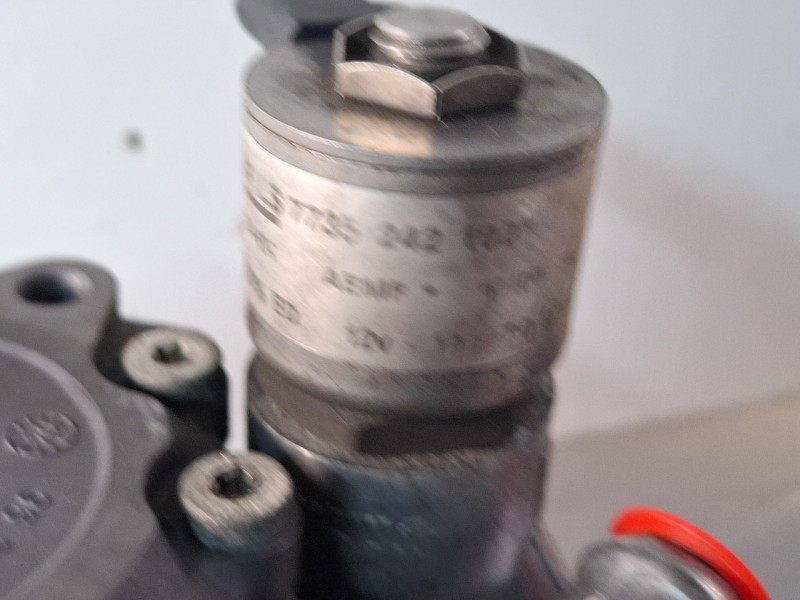 Recambio de bomba direccion asistida para bmw 530d referencia OEM IAM 7787106  