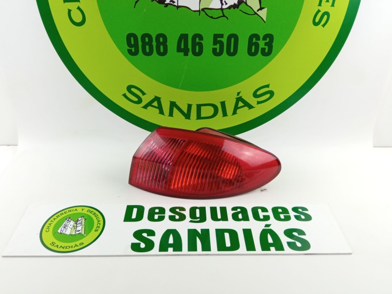 Recambio de piloto trasero derecho para alfa romeo 147 referencia OEM IAM   