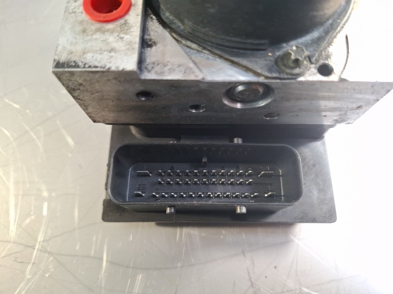 Recambio de modulo abs para bmw 530d referencia OEM IAM 0265234136  