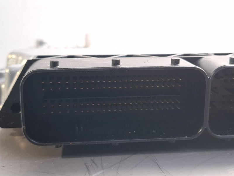 Recambio de centralita motor para bmw 530d referencia OEM IAM DDE77955530281011120  