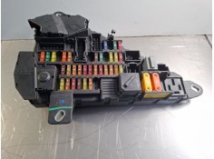 Recambio de caja reles / fusibles para bmw 530d referencia OEM IAM 6906603  
