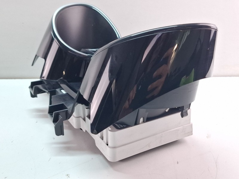 Recambio de cuenta kilometros para renault clio 4 0.9 tce 90 gasolina 90cv / 66kw h4b referencia OEM IAM 248105888R  