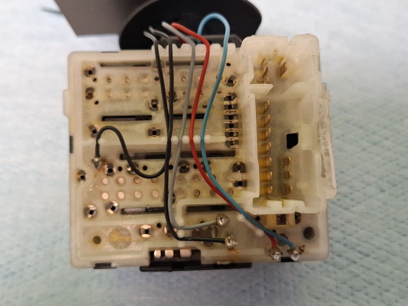 Recambio de mando limpiaparabrisas para renault clio 4 0.9 tce 90 gasolina 90cv / 66kw h4b referencia OEM IAM E106703231  