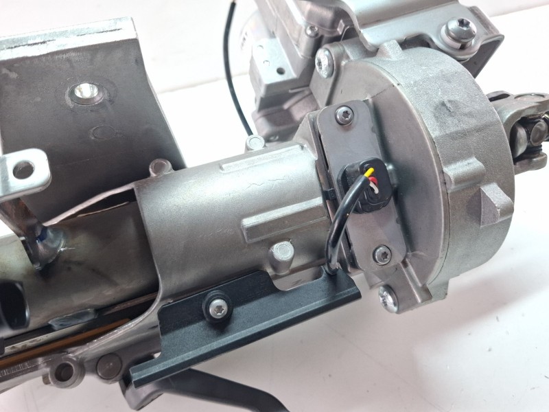 Recambio de columna direccion para renault clio 4 0.9 tce 90 gasolina 90cv / 66kw h4b referencia OEM IAM 6700003800B6900004546A 