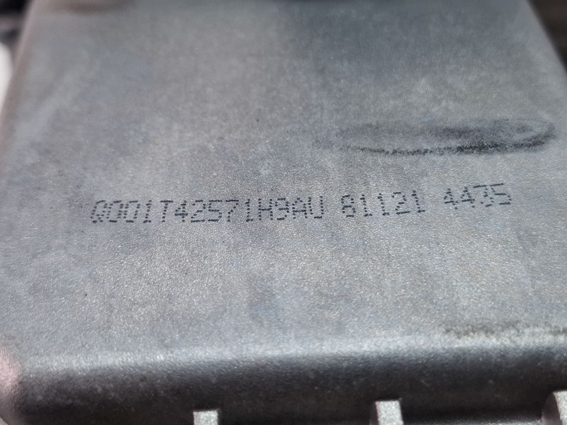 Recambio de columna direccion para renault clio 4 0.9 tce 90 gasolina 90cv / 66kw h4b referencia OEM IAM 6700003800B6900004546A 