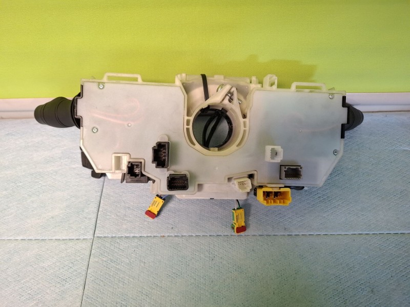 Recambio de mando multifuncion para renault laguna iii referencia OEM IAM 255670003R  