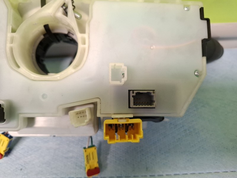 Recambio de mando multifuncion para renault laguna iii referencia OEM IAM 255670003R  