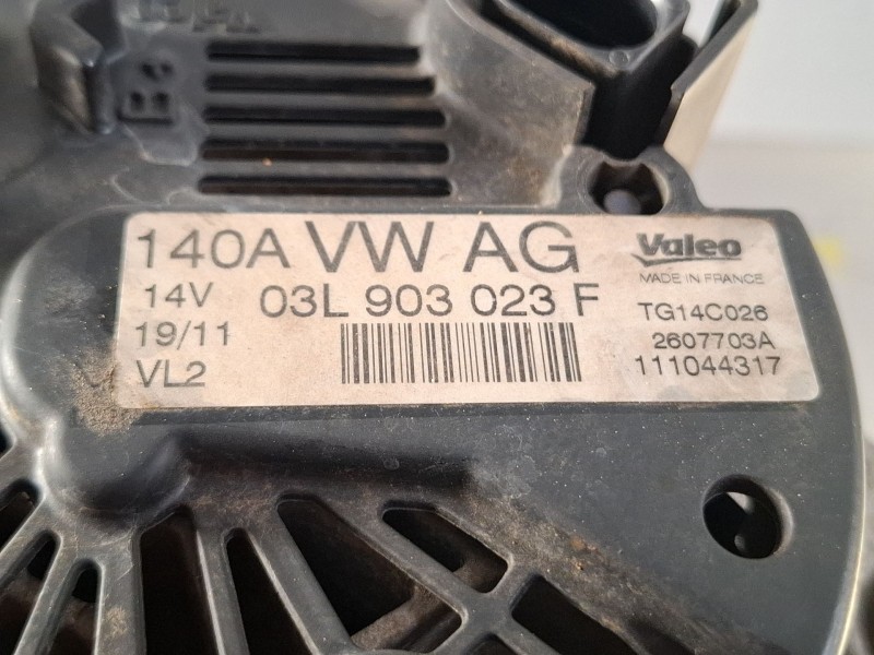 Recambio de alternador para seat leon referencia OEM IAM 03L903023F  