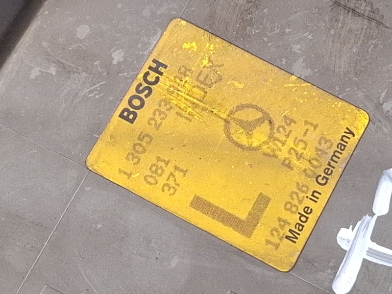 Recambio de piloto intermitente delantero izquierdo para mercedes-benz 250d referencia OEM IAM 12482600431305233928  