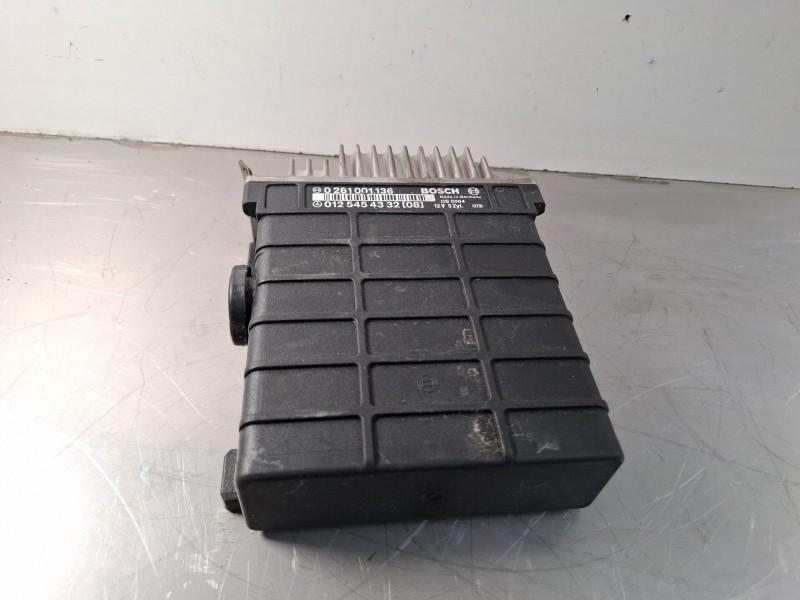 Recambio de centralita motor para mercedes-benz 250d referencia OEM IAM 0281001136012545332  