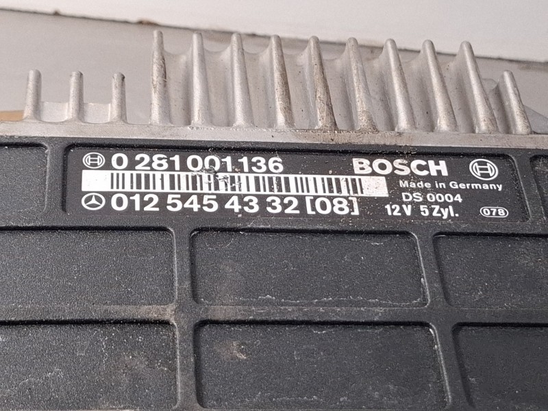 Recambio de centralita motor para mercedes-benz 250d referencia OEM IAM 0281001136012545332  