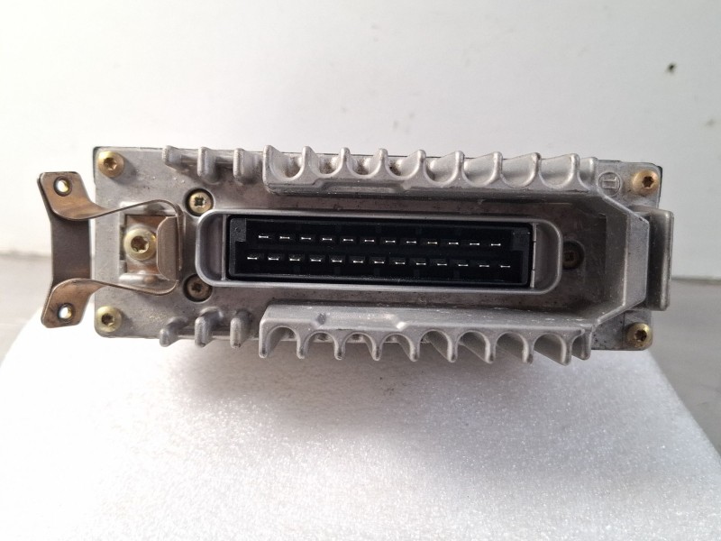Recambio de centralita motor para mercedes-benz 250d referencia OEM IAM 0281001136012545332  