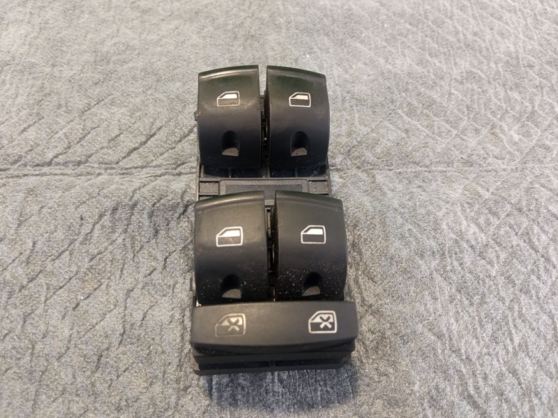 Recambio de mando elevalunas delantero izquierdo para audi a6 referencia OEM IAM 0916375  