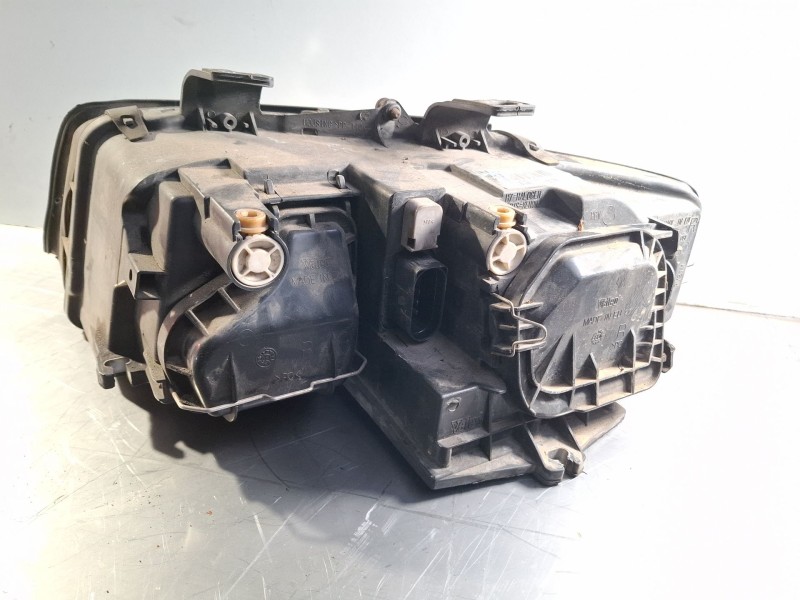Recambio de faro delantero derecho para audi a4 referencia OEM IAM 8E0941004F  