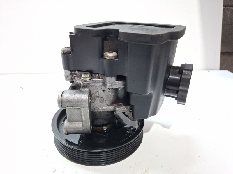 Recambio de bomba direccion asistida para mercedes-benz e 320cdi referencia OEM IAM 2108005  