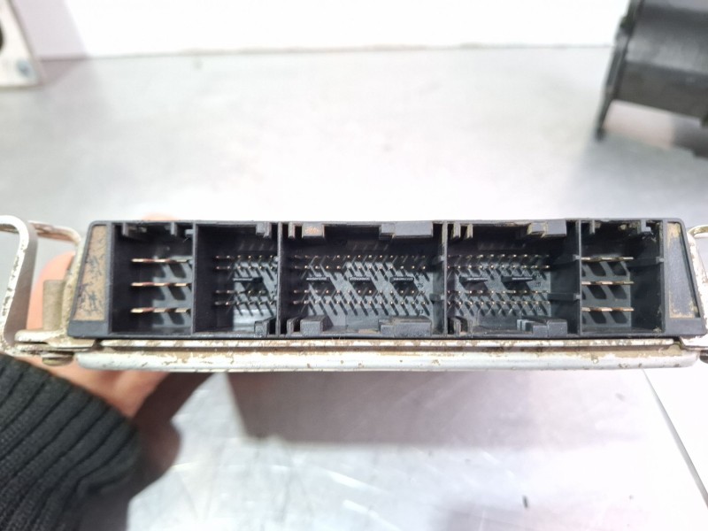 Recambio de centralita motor para mercedes-benz 108 d referencia OEM IAM A00015311790281010431  