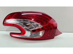 Recambio de piloto trasero izquierdo para peugeot 208 referencia OEM IAM    2