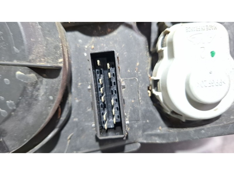 Recambio de faro delantero derecho para citroen c5 referencia OEM IAM 89902751  