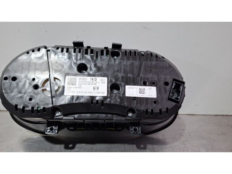 Recambio de cuenta kilometros para seat leon (5f1) 2.0 tdi referencia OEM IAM 5F0920741D  
