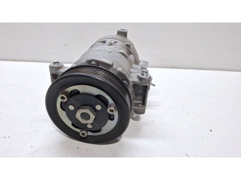 Recambio de compresor aire acondicionado para seat leon (5f1) 2.0 tdi referencia OEM IAM 5Q0816803  
