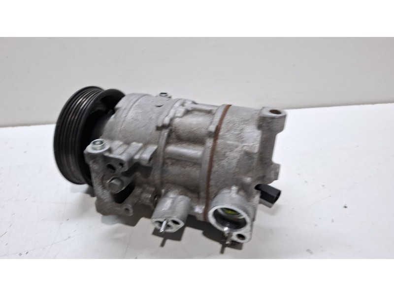 Recambio de compresor aire acondicionado para seat leon (5f1) 2.0 tdi referencia OEM IAM 5Q0816803  