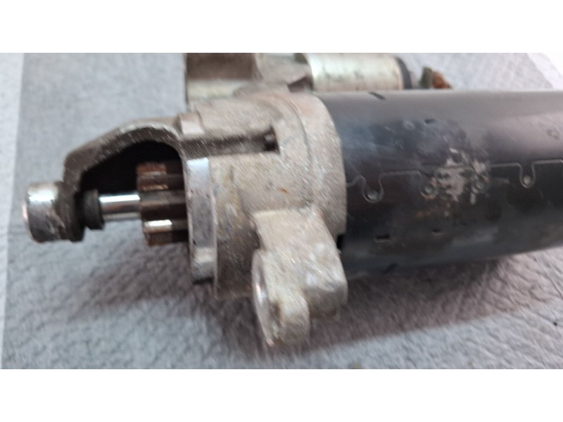 Recambio de motor arranque para audi a4 referencia OEM IAM 03l911021E  