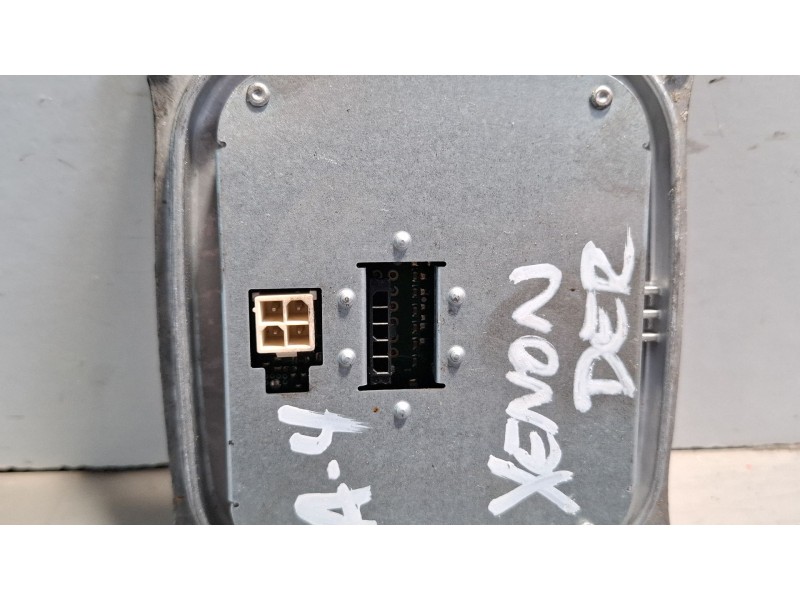 Recambio de centralita faros xenon para audi a4 referencia OEM IAM 8K0907472  