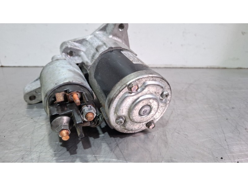 Recambio de motor arranque para dacia dokker referencia OEM IAM 233001903R--B  