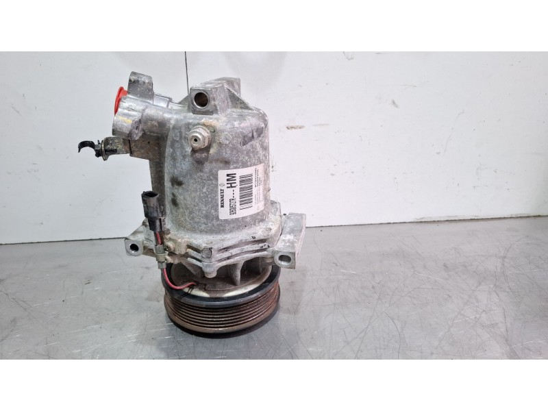 Recambio de compresor aire acondicionado para dacia dokker referencia OEM IAM 92600572R-HM  
